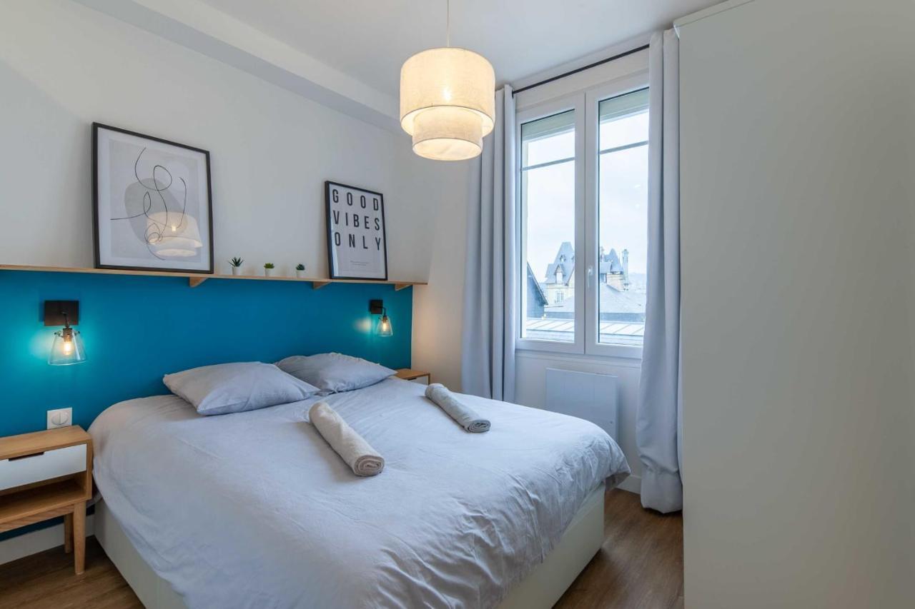 2-Bedroom Apartment With Balcony Near Hippodrome Deauville Bagian luar foto
