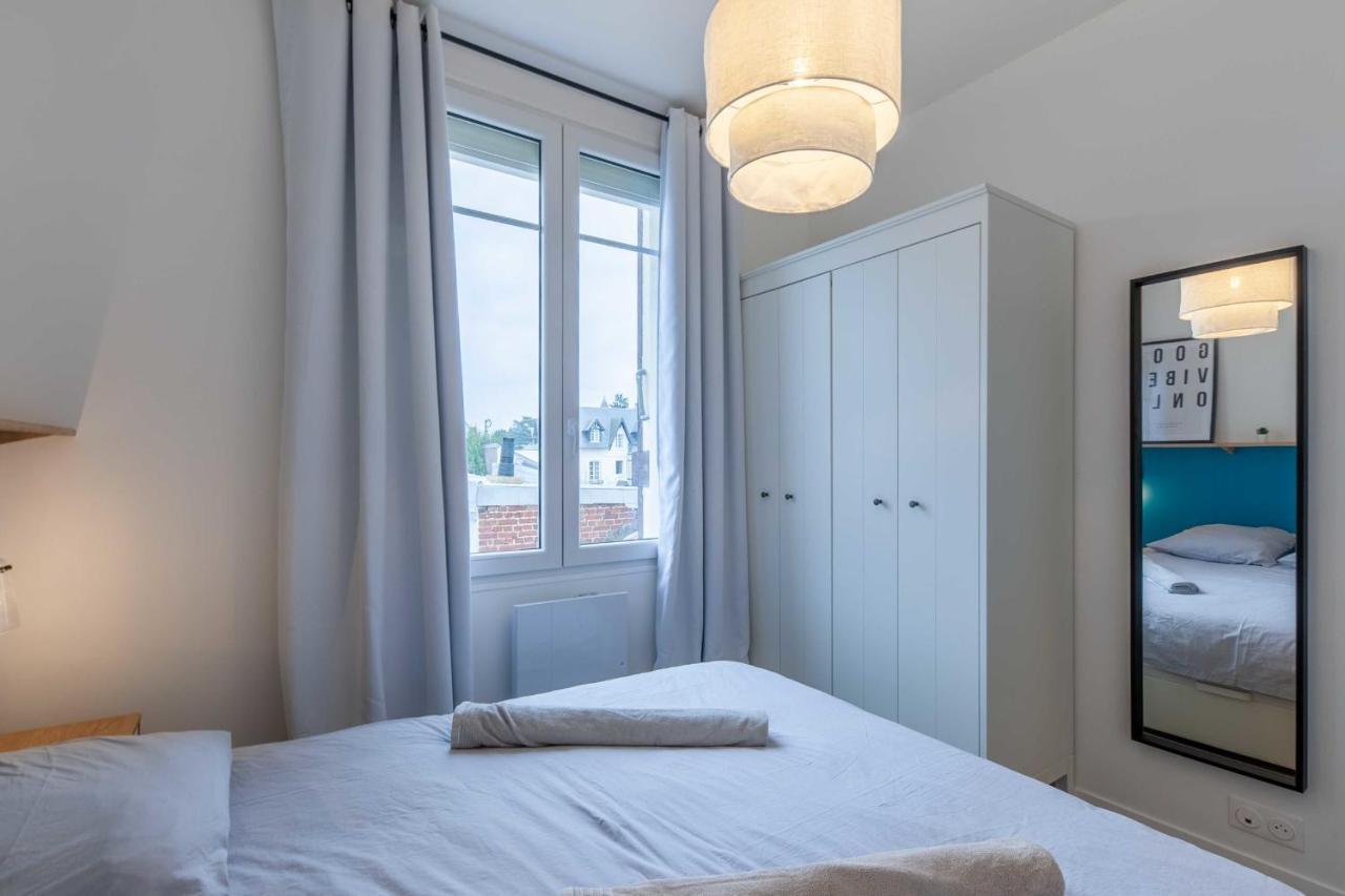 2-Bedroom Apartment With Balcony Near Hippodrome Deauville Bagian luar foto